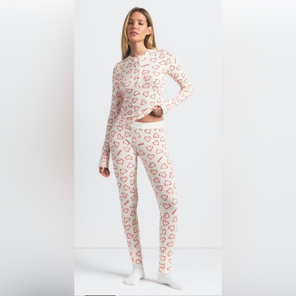 💗NEW IN BAG SKIMS Candy Heart Print Henley and Leggings Set M, L, XL - Picture 4 of 8